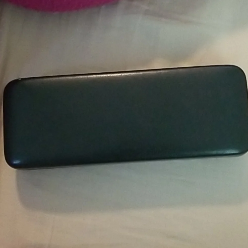 EUC BLACK UNISEX Glasses case